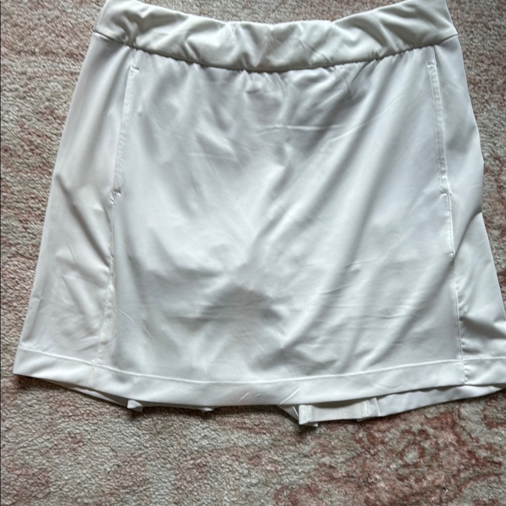 Stylish White Tennis/Golf Skirt